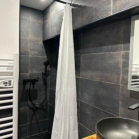 Studio Rdc La Tour Saint-Etienne-de-Tinee Ngoại thất bức ảnh